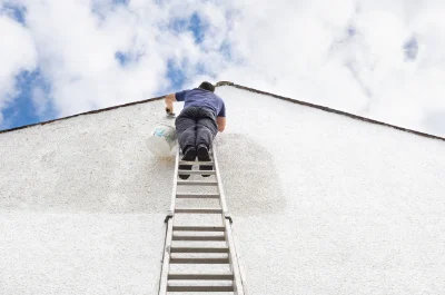 Peinture extérieure au Pont-Chrétien-Chabenet — façades et ravalement
